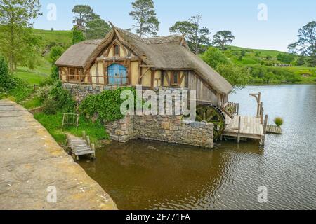 Idyllische Landschaft am Shire, vertreten durch eine Region in der Nähe Matama auf der Nordinsel Neuseelands Stockfoto