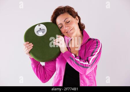 Frau, die ihr Gleichgewicht liebt Stockfoto