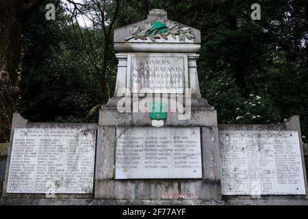 Monumentales Militärdenkmal, Friedhof, Viviers, Ardeche, Frankreich Stockfoto