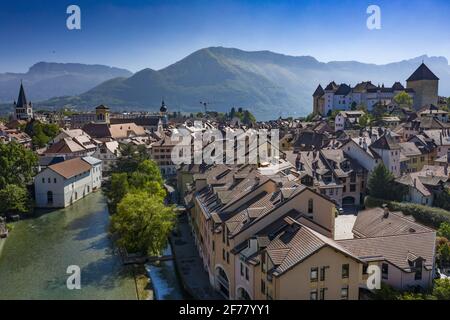 Frankreich, Haute Savoie, Annecy, der Thiou-Kanal und die Altstadt (aérial Blick Stockfoto