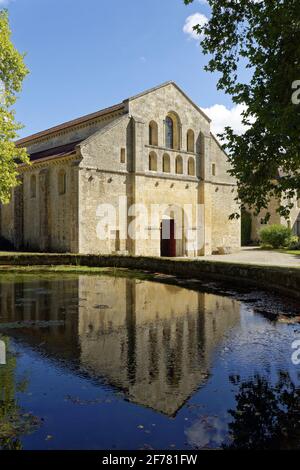 Frankreich, Cote d'Or, Marmagne, die zisterzienserabtei von Fontenay, die von der UNESCO zum Weltkulturerbe erklärt wurde, die Abteikirche Stockfoto