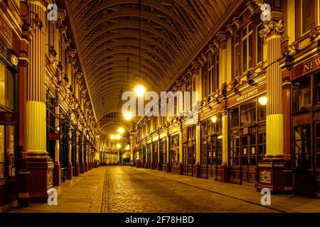 Nachtansicht des Leadenhall Market in London, England, Großbritannien Stockfoto