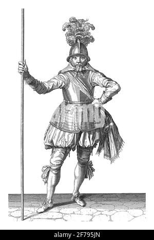 Ein Soldat, Füße, hält einen Spieß (Lanze) aufrecht mit seiner rechten Hand (Nr. 1), c. 1600. Platte 1 in der Anleitung zum Umgang mit dem Spieß, Jahrgang e Stockfoto