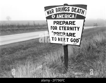 Religiöses Schild auf der Autobahn zwischen Columbus und Augusta, Georgia, USA, Marion Post Wolcott, U.S. Farm Security Administration, Dezember 1940 Stockfoto