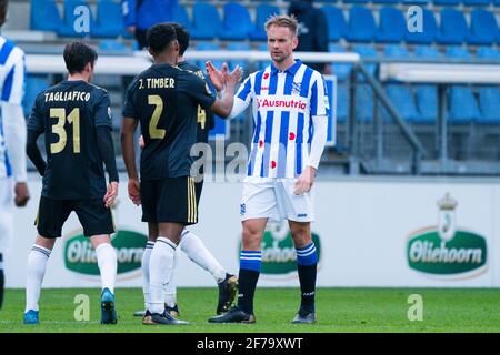 Siem de Jong (SC Heerenveen) während des Eredivisie-Spiels SC Heerenveen-Ajax am 4 2021. April in Heerenveen Niederlande Credit: SCS/Sander Chamid/AFLO/Alamy Live News Stockfoto