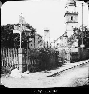 SkiopT-Ikone mit Motiven der St. Kilian Kirche, Fladungen.das Bild wurde in Karton gespeichert mit dem Aufschrift: Spring trip 1910. Fladungen 9. IX. Stockfoto