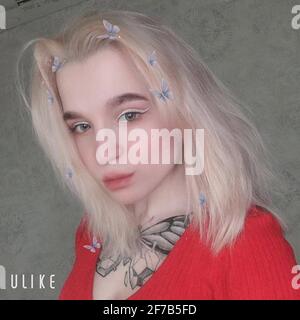 Soziales, Italien. April 2021. Verschwindenfall von Denise Pipitone, neue Bilder aus Olysa Rostovas Instagram-Profil, für die heute der DNA-Test erwartet wird, um zu überprüfen, ob sie das Kind sein könnte, das vor 17 Jahren in Mazzara del Vallo verschwand (SOZIAL - 2021-04-06, DOMENICO PIZZARELLI) p.s. la foto e' utilizzabile nel rispetto del contesto in cui e' stata scattata, e senza intento diffamatorio del decoro delle persone rappresentate Credit: Independent Photo Agency/Alamy Live News Stockfoto