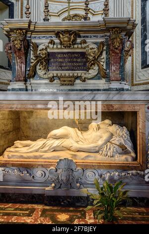 Die Statue des heiligen Sebastian, Basilika San Sebastiano fuori le mura, Basilika des heiligen Sebastian vor den Mauern, Rom Latium, Italien, Europa Stockfoto