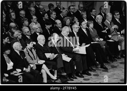 Berlin Zeremonie zum Verlassen der Stadt durch alliierte Truppen im Spielhaus Konzerthaus 1994 in Anwesenheit des französischen Präsidenten Francois Mitterrand, des deutschen Bundeskanzlers Helmut Kohl, des britischen Premierministers John Major und des US-Vizepräsidenten Al Gore Stockfoto