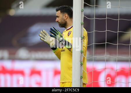 Salvatore Sirigu (Turin) beim Spiel Turin FC gegen Juventus FC, Italienische Fußballserie A in Turin, Italien, April 03 2021 Stockfoto