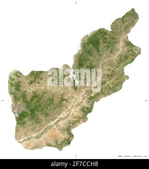 Kunar, Provinz Afghanistan. Sentinel-2-Satellitenbilder. Form isoliert auf Weiß. Beschreibung, Lage der Hauptstadt. Enthält modifiziertes Coperni Stockfoto