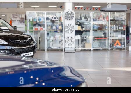 Russland, Izhevsk - 17. Februar 2021: Haval Showroom. Ersatzteile und Zubehör für neue moderne Haval-Fahrzeuge. Automobilhersteller aus China. Stockfoto