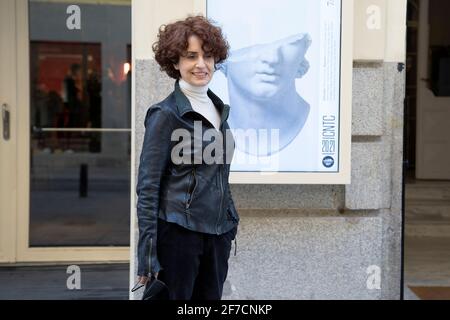 Madrid, Spanien. April 2021. Adriana Ozores posiert für ein Foto während der Präsentation von 'Troyanas' im Teatro de la Comedia in Madrid. Kredit: SOPA Images Limited/Alamy Live Nachrichten Stockfoto