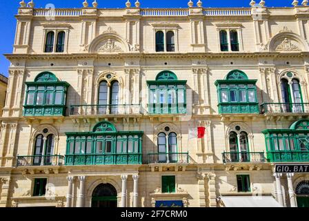 Valletta, Malta, 27. Februar 2020. Malta Valletta Stadtzentrum an einem sonnigen Tag. Stockfoto