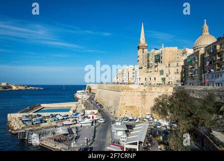 Valletta, Malta, 28. Februar 2020. Valletta Ferry Station (VFS) an einem sonnigen Tag. Stockfoto