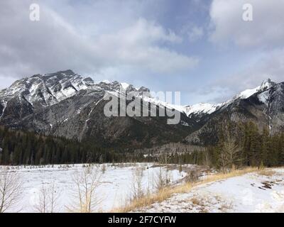 Malerischer Blick auf den majestätischen Kananaskis Provincial Park im Südwesten von Alberta Stockfoto