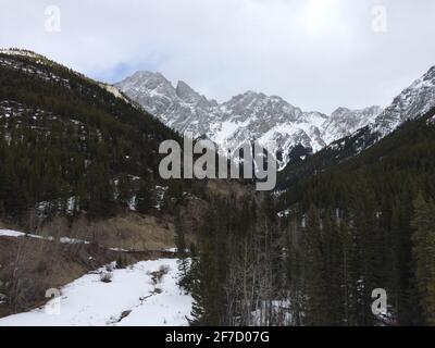 Malerischer Blick auf den majestätischen Kananaskis Provincial Park im Südwesten von Alberta Stockfoto