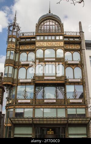 Brüssel - Belgien - 03. April 2021 : das Brüsseler Musikinstrumentenmuseum MIM wurde 1877 gegründet und ist eines der wichtigsten Musikinstrumente der Welt Stockfoto