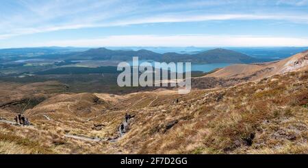 Wandern am Ketetahi-Ende des Tongariro National Park, Neuseeland Stockfoto