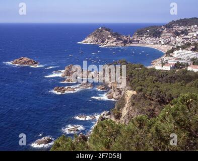 Blick auf Küste, Tossa de Mar, Costa Brava, Provinz Girona, Katalonien (Catalunya), Spanien Stockfoto