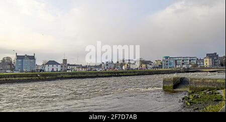 Panoramablick auf den Corrid River in Galway, Irland Stockfoto