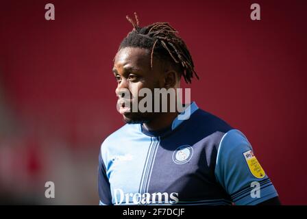 Rotherham, Großbritannien. April 2021. Admiral Muskwe (Leihgabe von Leicester City) von Wycombe Wanderers während der Sky Bet Championship hinter verschlossenen Türen zwischen Rotherham United und Wycombe Wanderers am 5. April 2021 im New York Stadium, Rotherham, England. Foto von Andy Rowland. Quelle: Prime Media Images/Alamy Live News Stockfoto