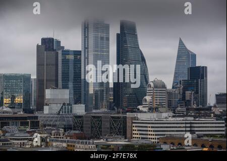 Stadtbild von London bei Nacht Stockfoto