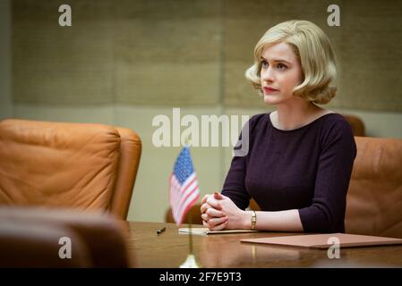 VERÖFFENTLICHUNG: 19. März 2021 TITEL: The Courier STUDIO: Lionsgate REGIE: Dominic Cooke PLOT: Der Spion des Kalten Krieges Greville Wynne und seine russische Quelle versuchen, die Krise der kubanischen Raketen zu beenden. MIT RACHEL BROSNAHAN als Emily Donovan. (Kreditbild: © Lionsgate/Entertainment Picturs) Stockfoto