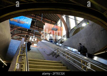 Eingangstreppe der Back Bay Station der Boston U-Bahn.Boston.Massachusetts.USA Stockfoto