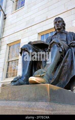 John Harvard Statue in Harvard Yard.Harvard University.Cambridge.Massachusetts. USA Stockfoto