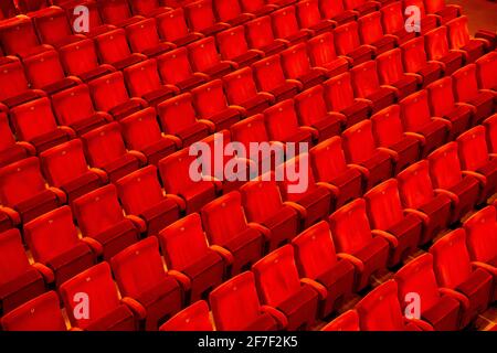 München, Deutschland. März 2021. Das Auditorium im geschlossenen Kino am Sendlinger Tor. (To dpa 'When it finally startes again: Kinos we Look forward to') Quelle: Peter Kneffel/dpa/Alamy Live News Stockfoto