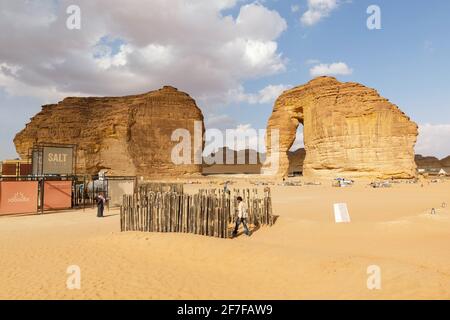 Al Ula, Saudi-Arabien, 19 2020. Februar: Elefantenfelsen, wo das Winterfestival Tantora in Al Ula, Saudi-Arabien, stattfindet Stockfoto