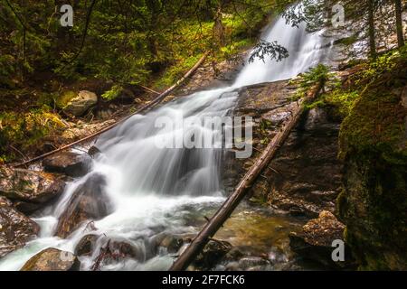 Skakavitsa Fluss im Rila Gebirge Stockfoto