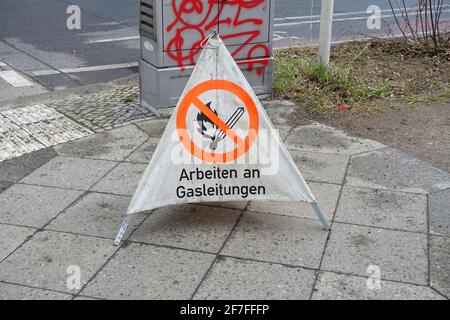 Schild, kein offenes Feuer, Arbeiten an Gasleitungen, Berlin Stockfoto