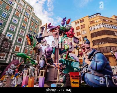Die Fallas (Fallas), eine traditionelle Feier, die jährlich zum Gedenken an den heiligen Josef, Valencia, Spanien und Europa stattfindet Stockfoto