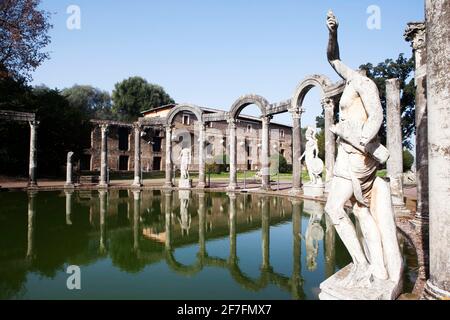 Canopus Pool, Villa Adriana (Hadrianvilla), UNESCO-Weltkulturerbe, Tivoli, Latium, Italien, Europa Stockfoto