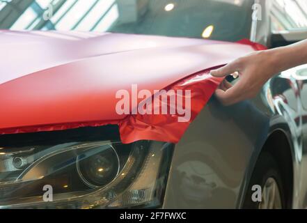 Einfügen von Auto Kohlensäure Kunststoff closeup Stockfoto