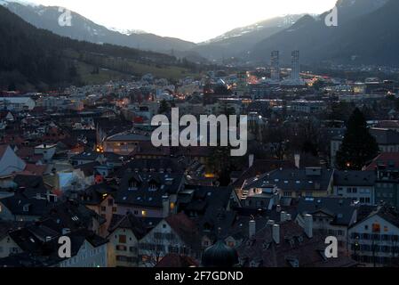 Blick über die Stadt Chur in der Schweiz nach Sonnenuntergang 20.2.2021 Stockfoto