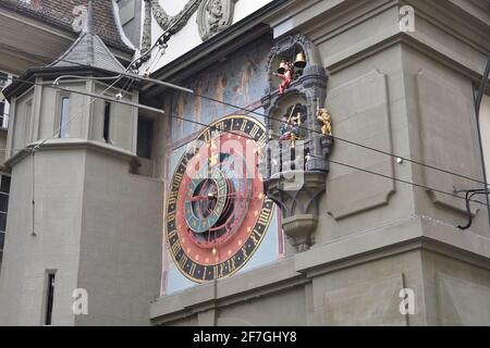 Detail des mittelalterlichen Uhrturms, Zytglogge, in der Stadt Bern in der Schweiz. Stockfoto