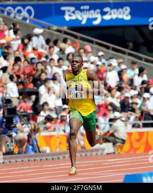 OLYMPISCHE SPIELE PEKING 2008. 10th TAG 18/8/08. 200M HEIZT USAIN BOLT AFTE GEWINNT SEINE HITZE. BILD DAVID ASHDOWN Stockfoto