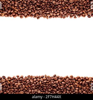 Hintergrund für Kaffeebohnen auf weißem Hintergrund Stockfoto