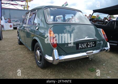 Eine Vanden Plas Princess 1100 aus dem Jahr 1968 wurde auf der Oldtimer-Ausstellung an der englischen Riviera in Paignton, Devon, England, Großbritannien, ausgestellt. Stockfoto