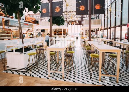 Sevilla, Spanien. Lebensmittelmarkt und Restaurant Mercado Gourmet Lonja Del Barranco in Sevilla, Spanien Stockfoto