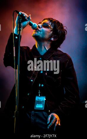 Tim Burgess - The Charlatans, V2001, Hylands Park, Chelmsford, Essex, Großbritannien - 19. August 2001 Stockfoto