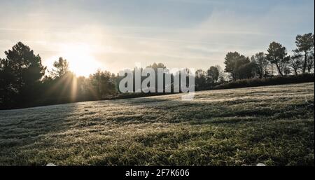 Sonnenaufgang über dem Jakobsweg Stockfoto