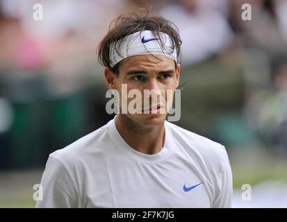 WIMBLEDON 2011 MEN'S S FINALE NOVAK DJOKOVIC SCHLÄGT RAFAEL NADEL. 1/7/2011. BILD DAVID ASHDOWN Stockfoto