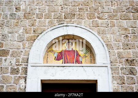 Isernia, Molise, Italien: Abbazia di San Vincenzo al Volturno - Basilica Nuova (Castel San Vincenzo) Stockfoto