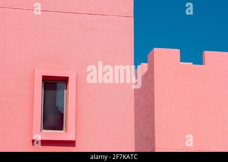 Ein rosa Schloss in Zhengzhou, Provinz Fujian, China. Stockfoto