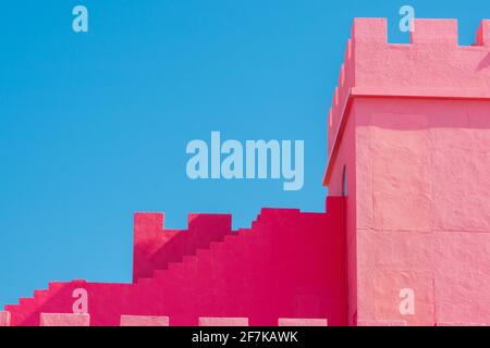 Ein rosa Schloss in Zhengzhou, Provinz Fujian, China. Stockfoto