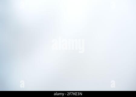 Gradient grauer Hintergrund für Tapeten und Designs, verschwommener abstrakt grauer Gradient pastellheller Hintergrund Stockfoto